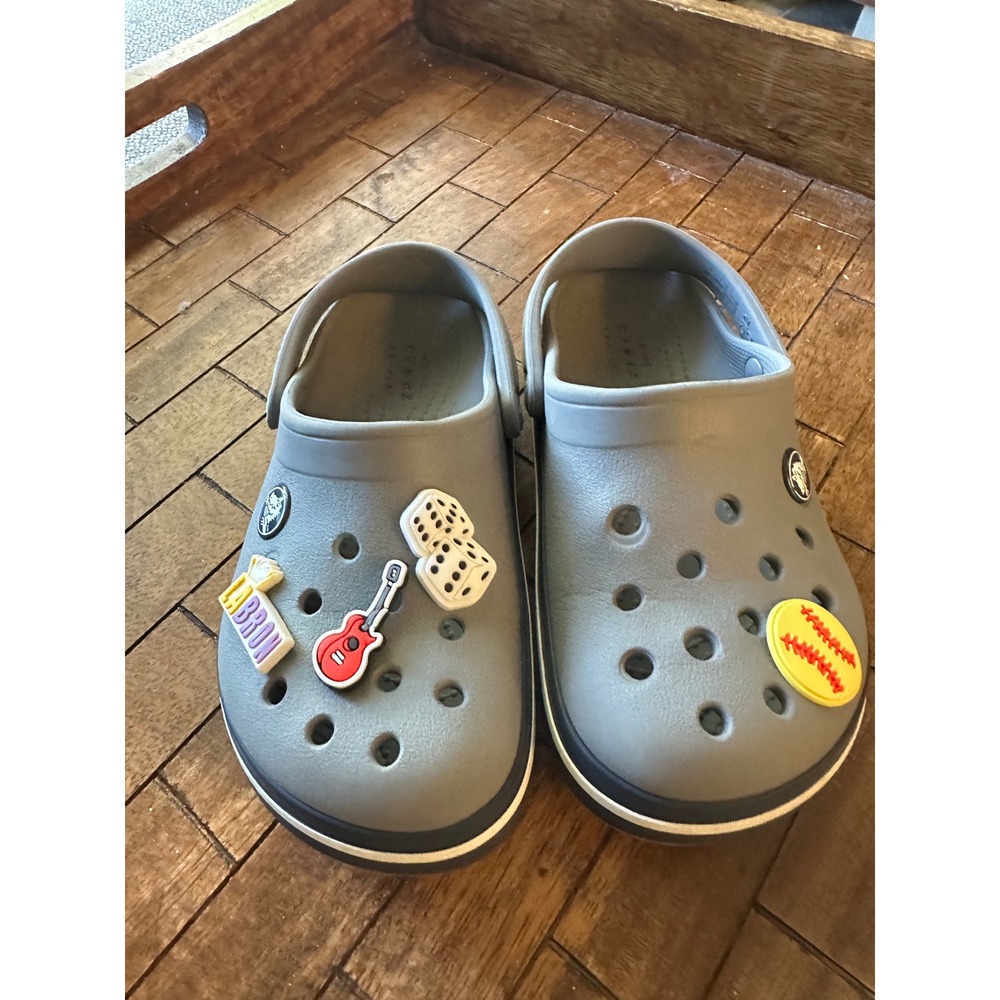 Crocs Crocband Kids C12 Gray Navy Clogs Slip On Shoes w/ 4 Jibbitz Charms